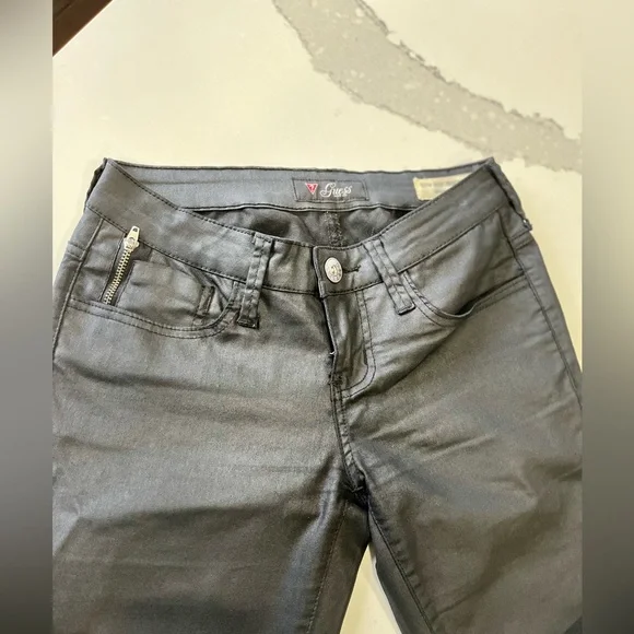 Guess low rise jegging - Picture 2 of 6